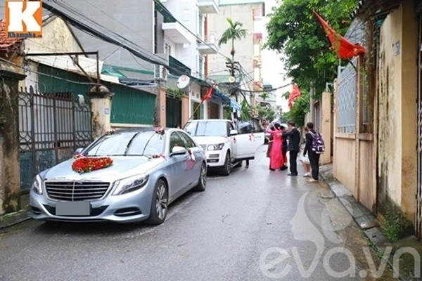 Hoa khôi trung học cướichú già hơn 20 tuổi đám cưới siêu sang giờ chỉ việc nuôi con - 8