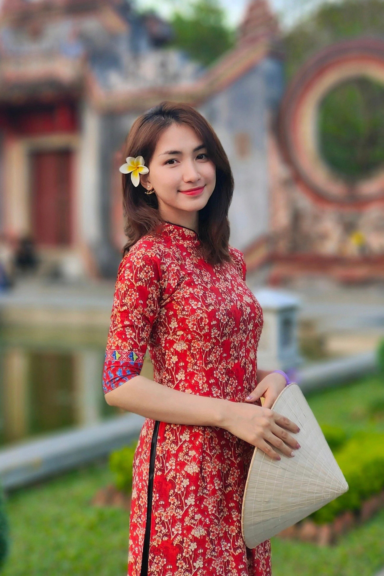 Hoà minzy tái xuất sau lùm xùm chia tay bố bé bo xinh đẹp nức nở fan chúc hạnh phúc - 1