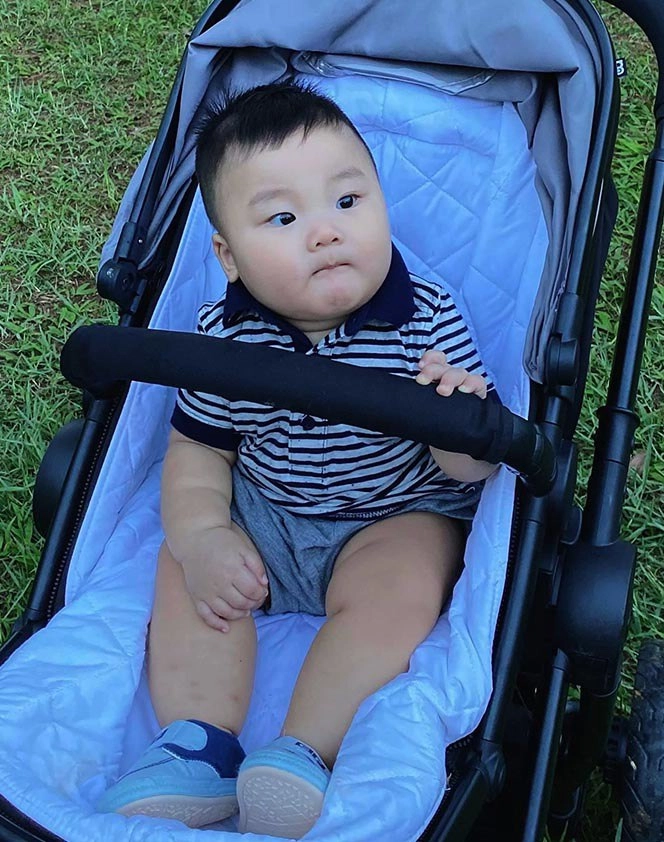 Hoà minzy tự làm bánh mì cho con quý tử miền tây vừa ăn vừa khóc siêu đáng yêu - 13