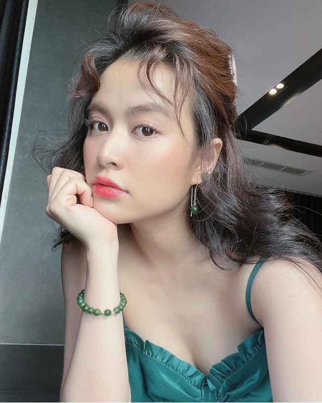 Hoàng thuỳ linh chỉ sửa nhẹ đôi điểm trên gương mặt mà fan dụi mắt nhìn hoài không ra - 2