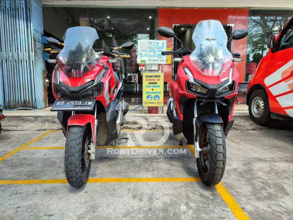 Honda adv160 và adv150 so dáng ngoài thực tế - 1