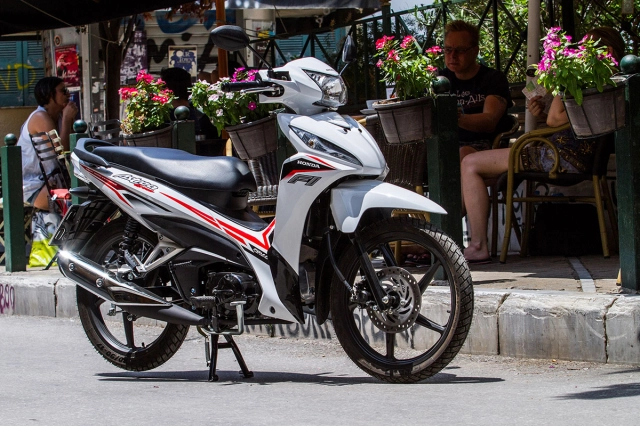 Honda astrea 2020 kiểu dáng như wave rsx giá hơn 60 triệu - 6