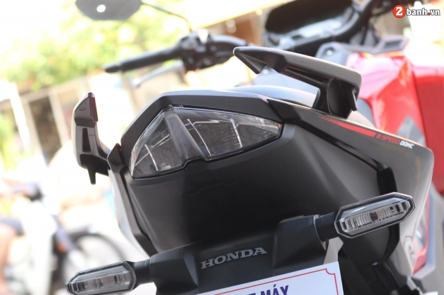 Honda cb150x 2022 - mẫu xe gây tranh cãi với giá bán khá cao - 1