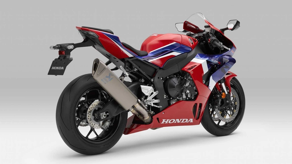 Honda cbr1000rr-r bị giảm 26 mã lực khi bán tại mỹ - 5