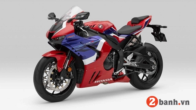 Honda cbr1000rr-r tại việt nam gặp sự cố rò rỉ dầu động cơ - 4