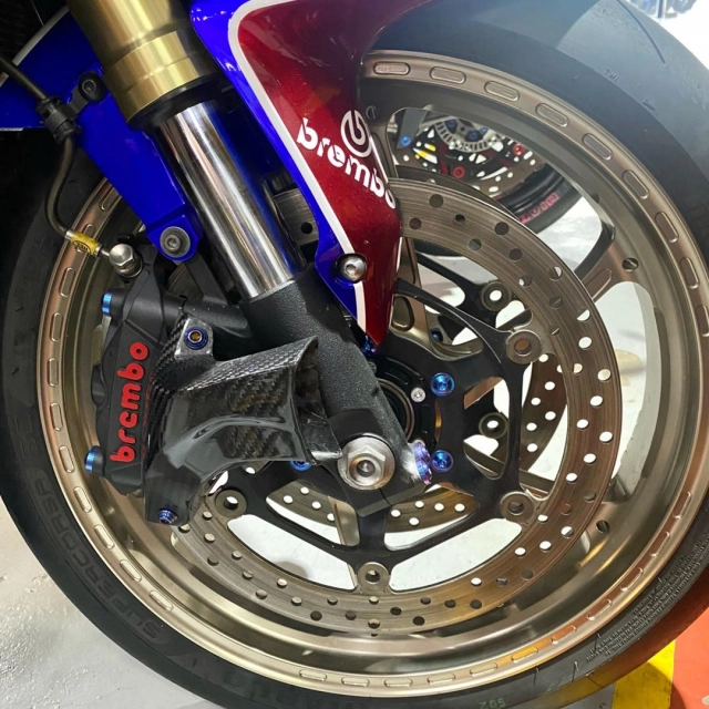 Honda cbr1000rr trong bản độ cực đẹp - 6