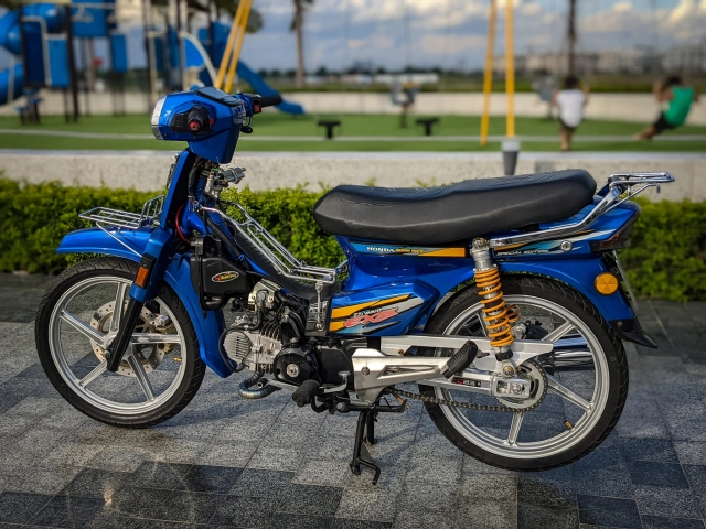 Honda dream giấc mơ màu xanh của biker việt - 2