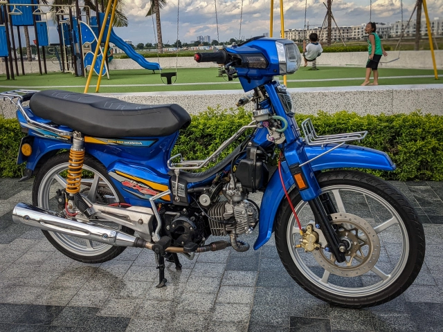 Honda dream giấc mơ màu xanh của biker việt - 6