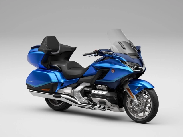 Honda goldwing 2022 cập nhật diện mạo mới - 3