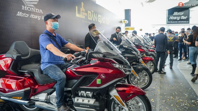 Honda hoàng việt bàn giao 8 chiếc gold wing 2021 trị giá gần 10 tỷ đồng - 1