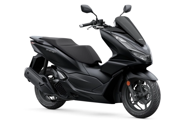 Honda pcx 2023 khiến phái mạnh đứng ngồi không yên khi vừa được ra mắt - 10