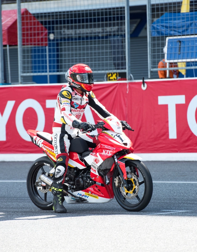 Honda racing vietnam không ngừng luyện tập để tiếp tục phát triển hoạt động đua xe thể thao - 8