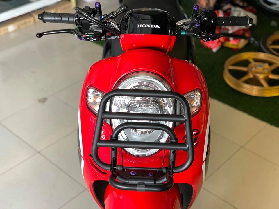 Honda scoopy độ lại hết bài với ngoại hình vừa chất vừa lạ - 5