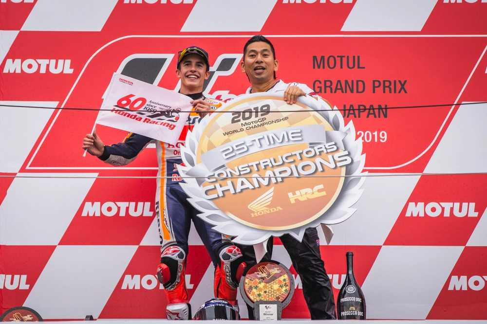 Honda vn đồng hành cùng repsol honda team chinh phục danh hiệu triple crown motogp 2019 - 5