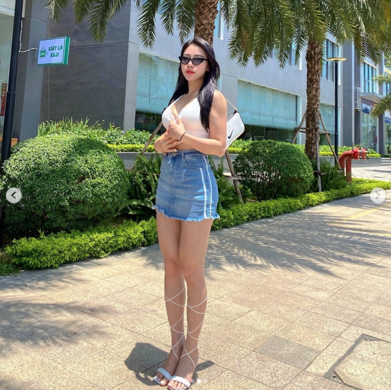 Hot girl công sở chăm tập tành độ vòng 3 lên hẳn 1m nhìn đâu cũng thấy cơ nổi cuồn cuộn - 3