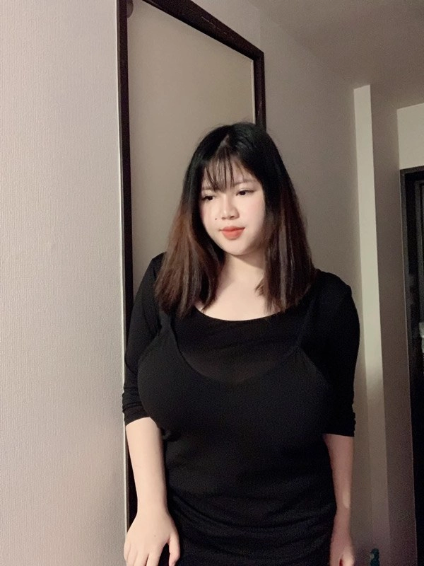 Hot girl hải dương đã hút mỡ nhưng số đo vòng một vẫn vượt 1 mét - 5