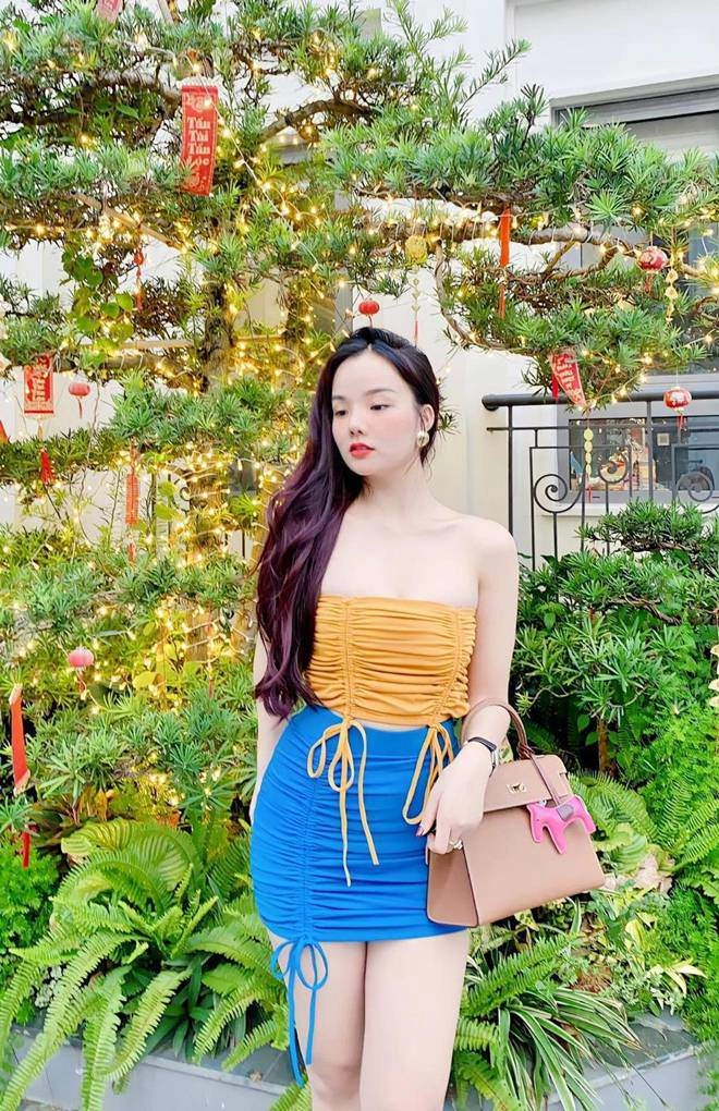 Hotgirl bóng đá vtv đi làm hớp hồn giám đốc sinh con xong ở nhà 40 tỷ - 14