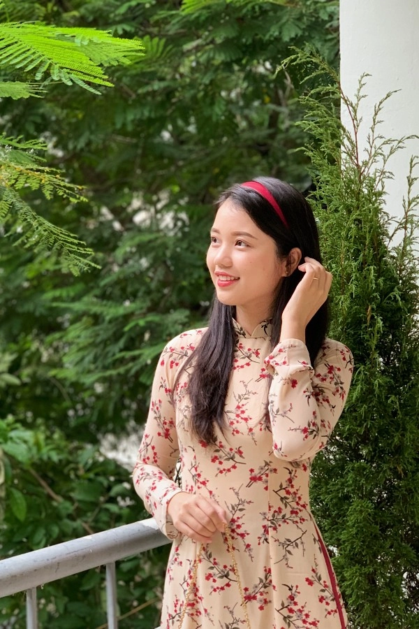 Hotgirl đh ngoại thương sáng lên giảng đường là cô giáo thiên thần tối về với chồng con đảm đang - 4