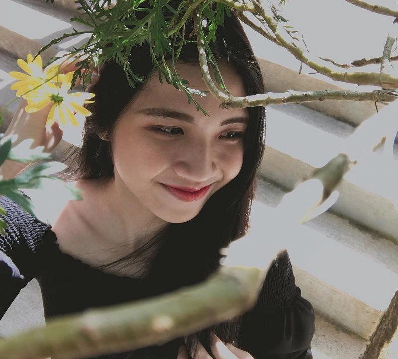 hotgirl ống nghiệm thi đường lên đỉnh olympia giờ thăng hạng nhan sắc nhuộm tóc bạch kim chất chơi - 11