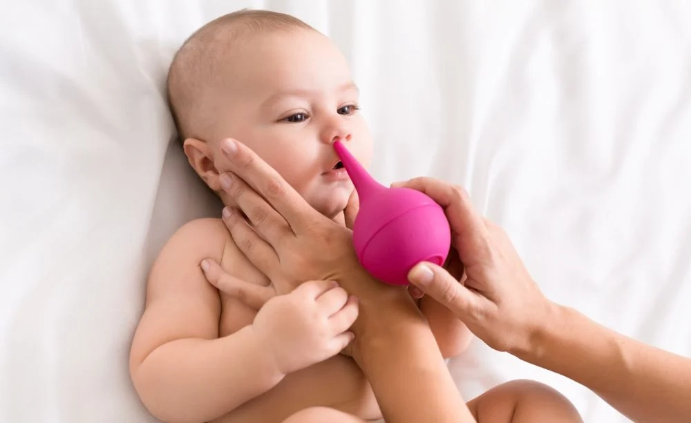 Hướng dẫn 3 cách hút mũi cho trẻ sơ sinh tại nhà đơn giản - 2