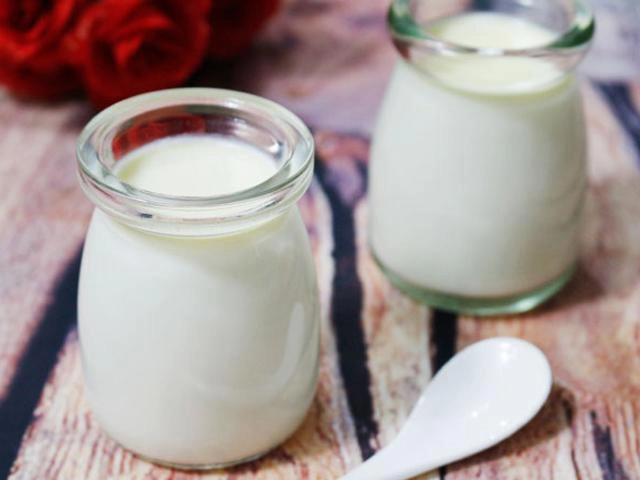 Hướng dẫn cách làm sữa chua từ sữa công thức cho bé siêu đơn giản - 5