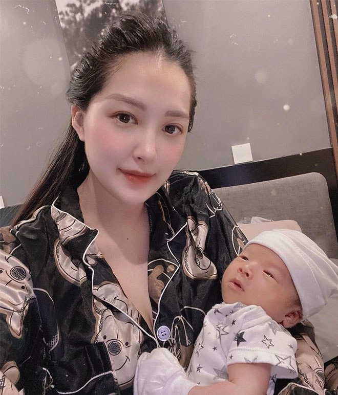Hương tràm có cô em họ nổi tiếng hà tĩnh làm mẹ một con xinh đẹp sang chảnh chồng chiều - 10
