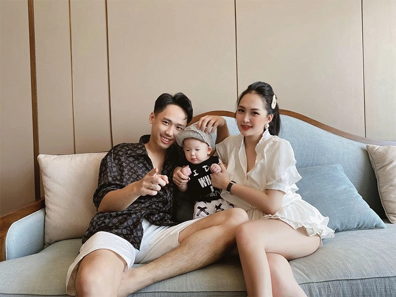 Hương tràm có cô em họ nổi tiếng hà tĩnh làm mẹ một con xinh đẹp sang chảnh chồng chiều - 14