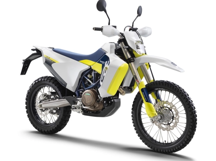 Husqvarna 701 enduro lr 2020 trình làng với bình xăng 25 lít - 1