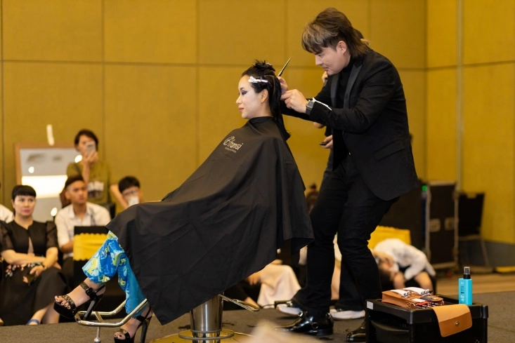 Intermak định hình phong cách thời trang tóc ở việt nam thông qua mysterious colors hairshow - 5