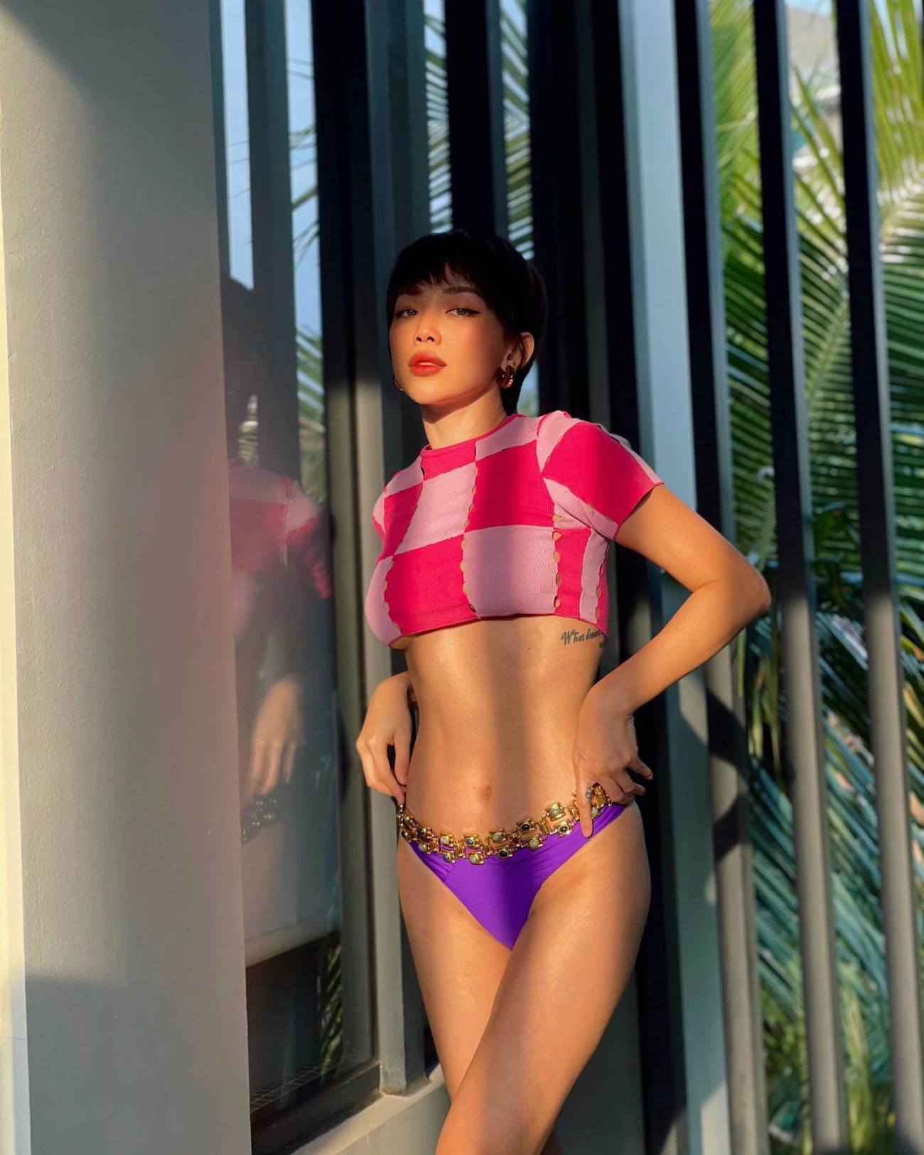 Jennie blackpink diện croptop chất nhưng vẫn chưa cháy bằng 2 chị đẹp u35 việt nam - 9