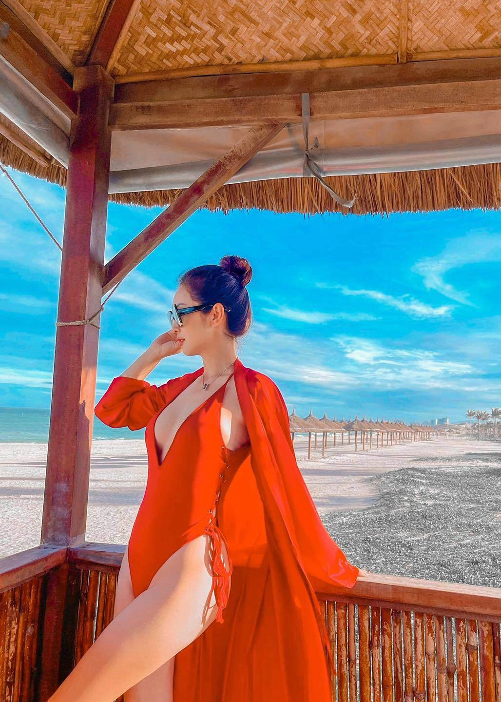 Jennifer phạm đi biển diện tấm lưới giống ngọc trinh nhưng fan lại hết lời khen ngợi - 8