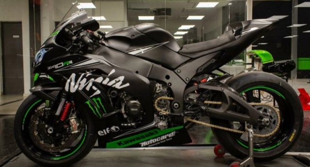 Jonathan rea mở cuộc đấu giá kawasaki zx-10rr - 1