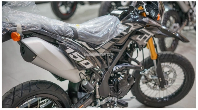 Kawasaki d-tracker 150se ra mắt với giá 59 triệu được ngàn người mơ ước - 15