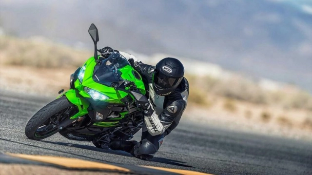 Kawasaki giới thiệu giải đua one-make racing championship dành cho chủ sở hữu ninja zx-25r - 1