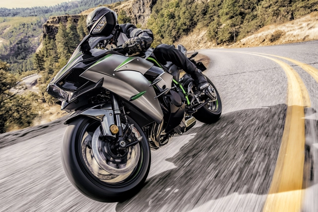 Kawasaki ninja h2 carbon ra mắt tại việt nam với giá khoảng 13 tỷ đồng - 4