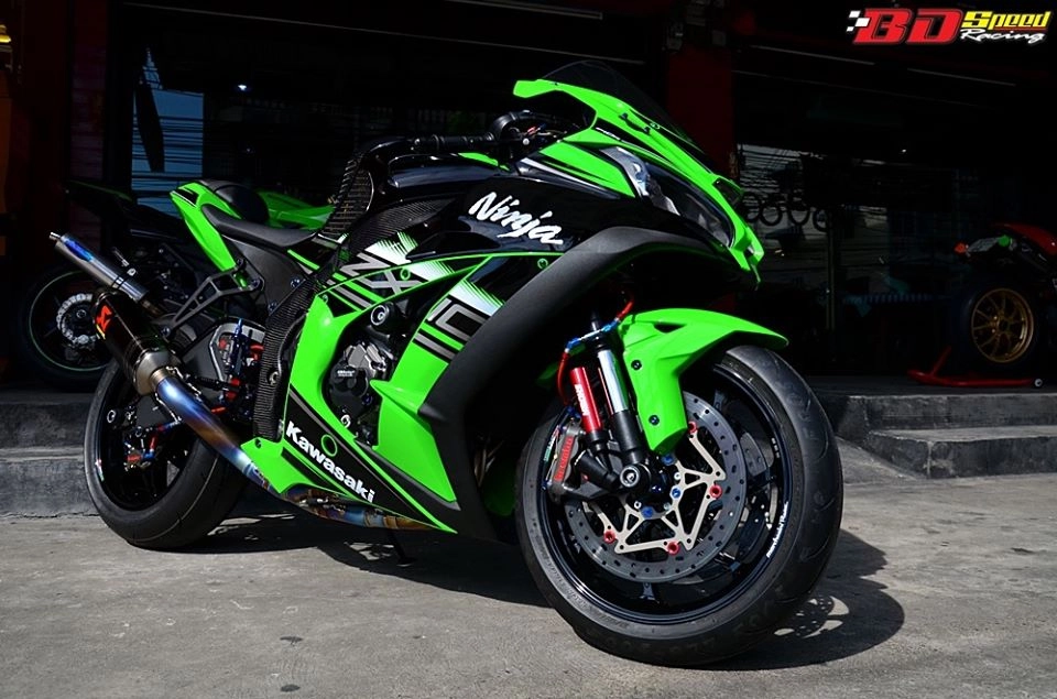 Kawasaki ninja zx-10r độ đẹp mê hồn với loạt trang bị đường đua - 3