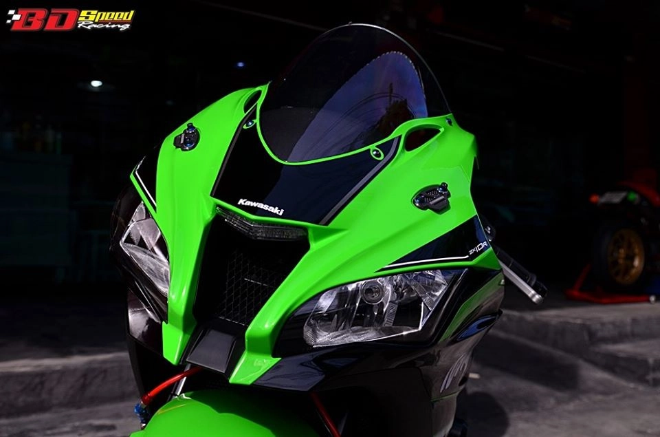 Kawasaki ninja zx-10r độ đẹp mê hồn với loạt trang bị đường đua - 4
