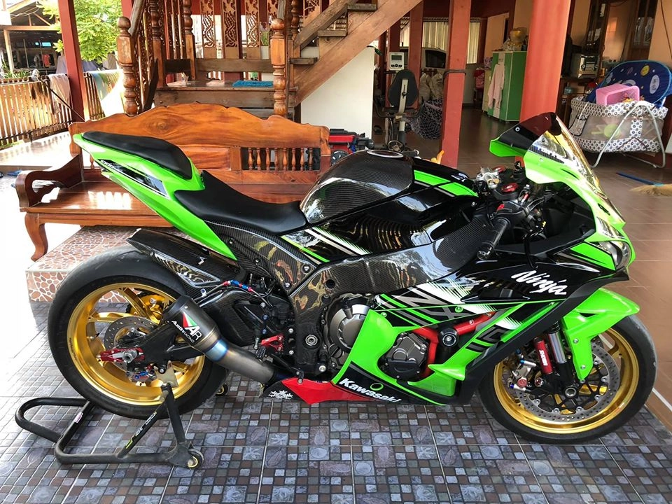 Kawasaki ninja zx-10r độ hoành tráng tại xứ sở chùa vàng - 3