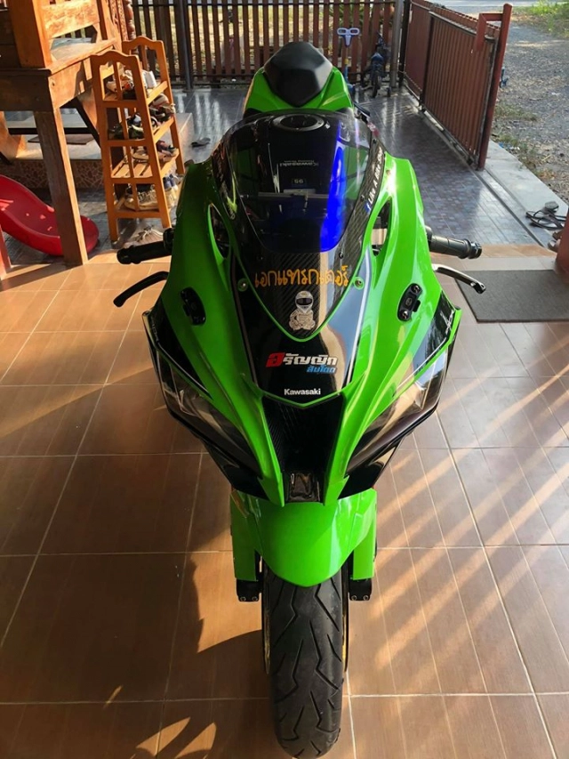 Kawasaki ninja zx-10r độ hoành tráng tại xứ sở chùa vàng - 4