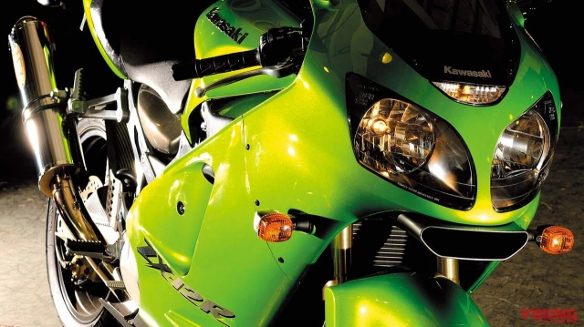 Kawasaki ninja zx-12r sở hữu bộ khung liền khối đầu tiên trên thế giới - 3