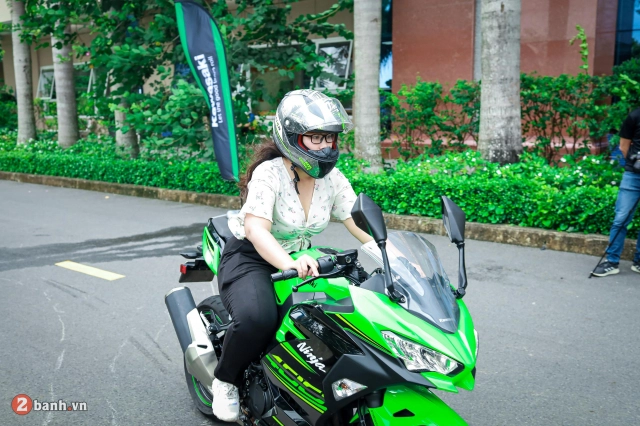Kawasaki việt nam hướng dẫn lái xe an toàn tại trường đại học hutech - 8