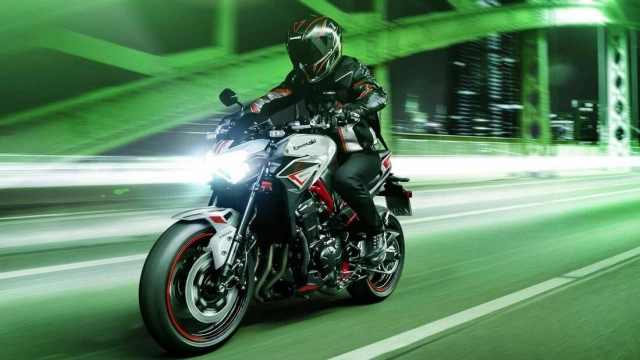 Kawasaki z900 2022 lộ diện phiên bản mới - 7