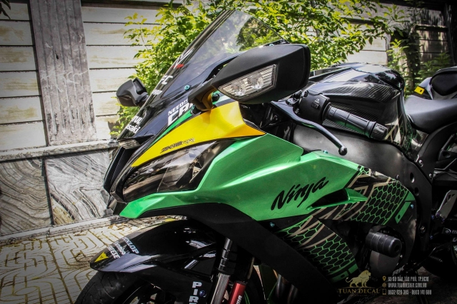 Kawasaki zx-10r lột xác ngoạn mục từ dàn áo đặc biệt - 1