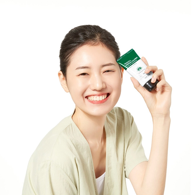 Kem chống nắng thế hệ mới chống nắng mạnh kiềm dầu làm dịu da và kết cấu nhẹ mặt - 5