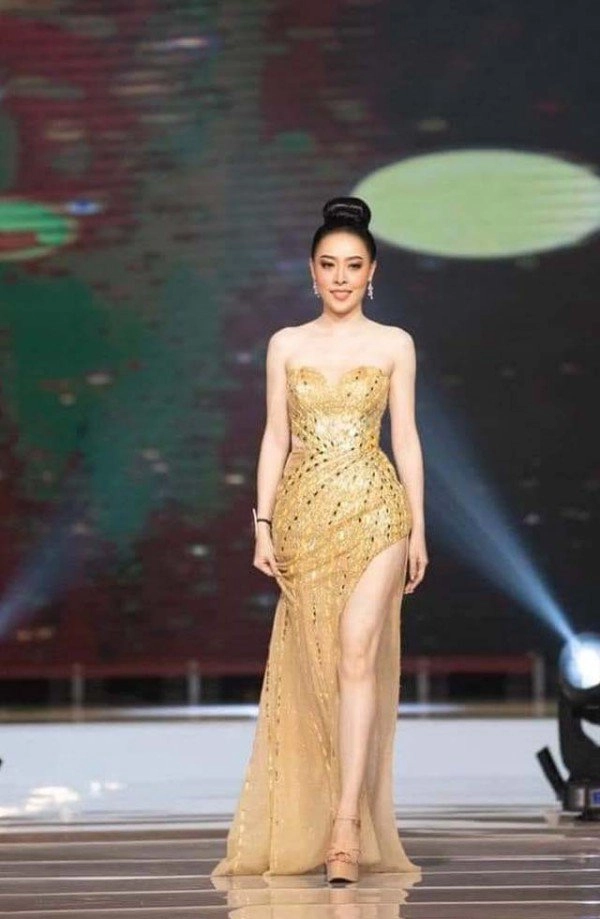 Khai gian tuổi nàng hậu này bị tước vương miện sau 1 ngày đăng quang - 11