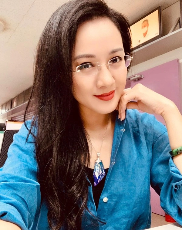 Khi các ngọc nữ đinh đam vtv bi nghi sua mui phản ứng cực kỳ thuyet phuc - 10
