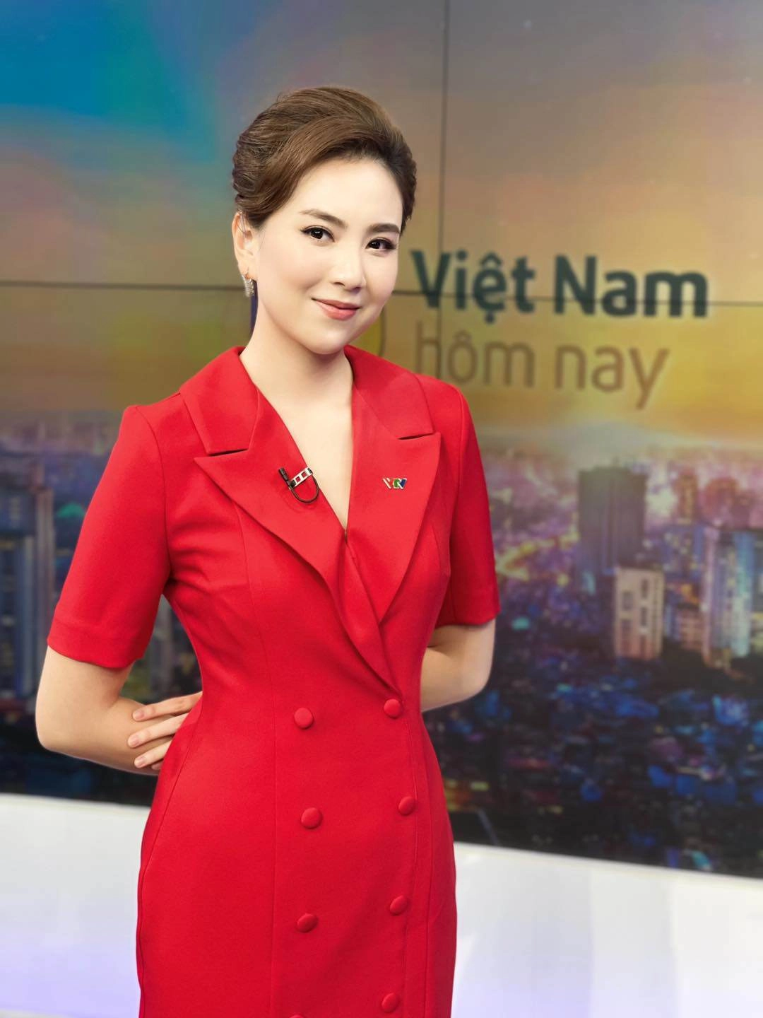 Khi các ngọc nữ đinh đam vtv bi nghi sua mui phản ứng cực kỳ thuyet phuc - 12