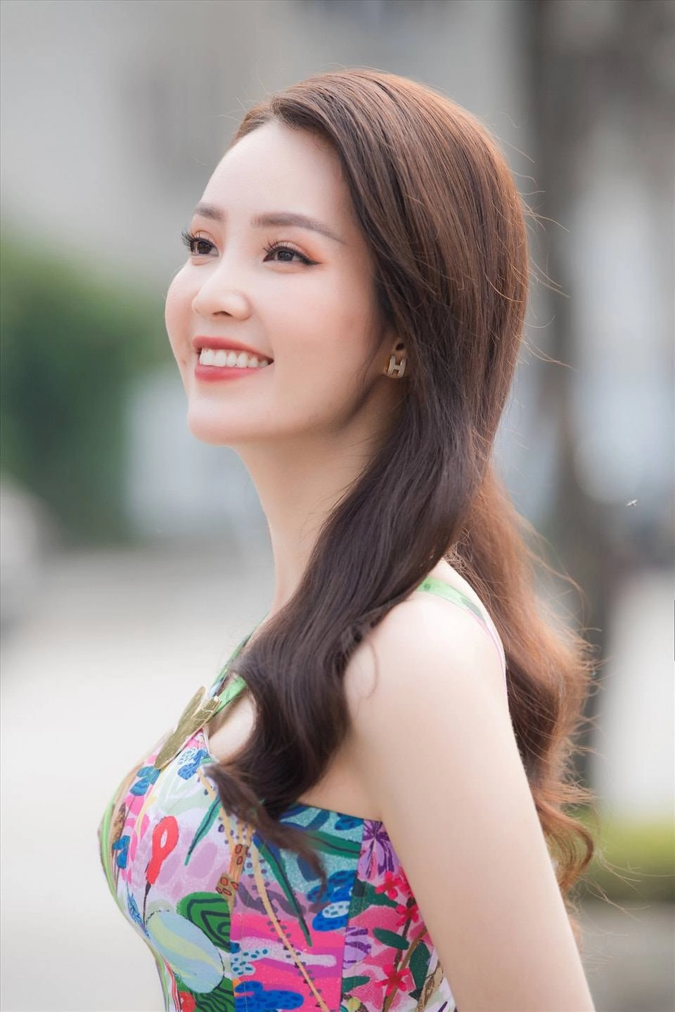 Khi các ngọc nữ đinh đam vtv bi nghi sua mui phản ứng cực kỳ thuyet phuc - 24