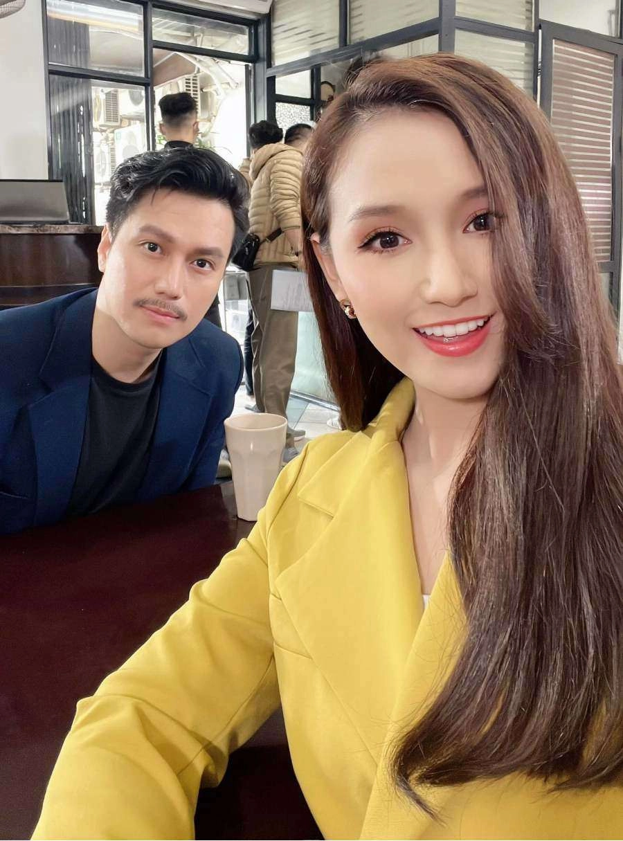 Khi đại gia kim cương đi đóng phim lã thanh huyền đem cả kinh đô thời trang vào vai diễn - 9