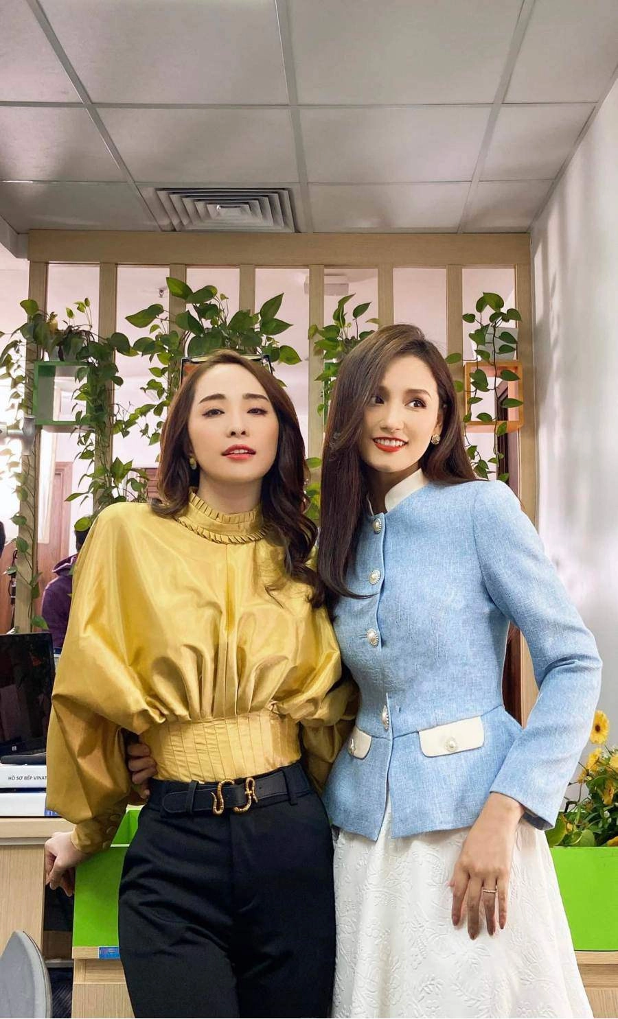 Khi đại gia kim cương đi đóng phim lã thanh huyền đem cả kinh đô thời trang vào vai diễn - 17